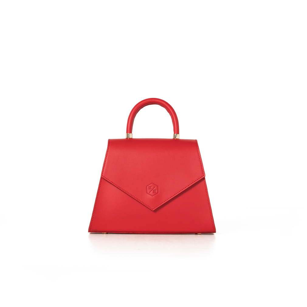 Adding a red tote bag is the easiest way to jazz up an outfit - No Fear of  Fashion